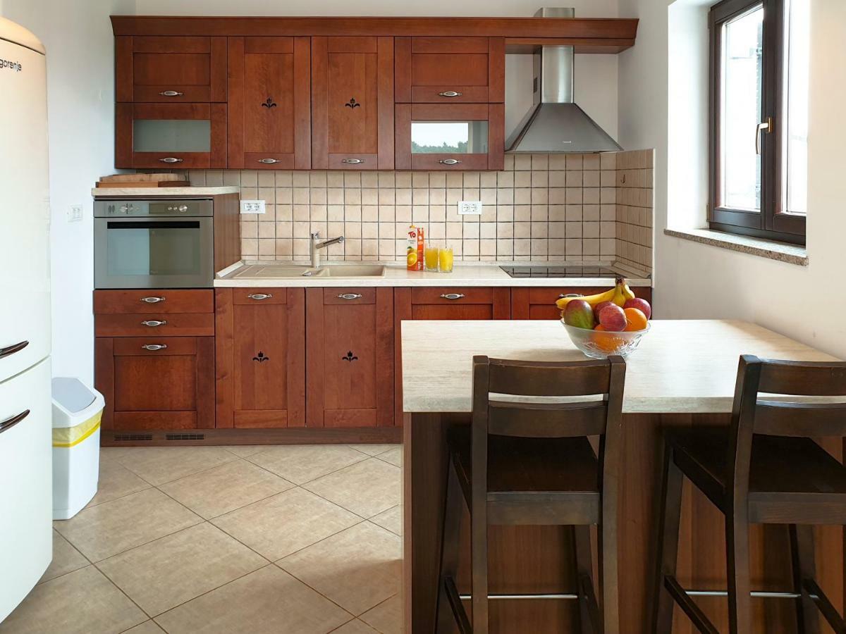 Apartment Oliva Yourcroatiaholiday Premantura Luaran gambar